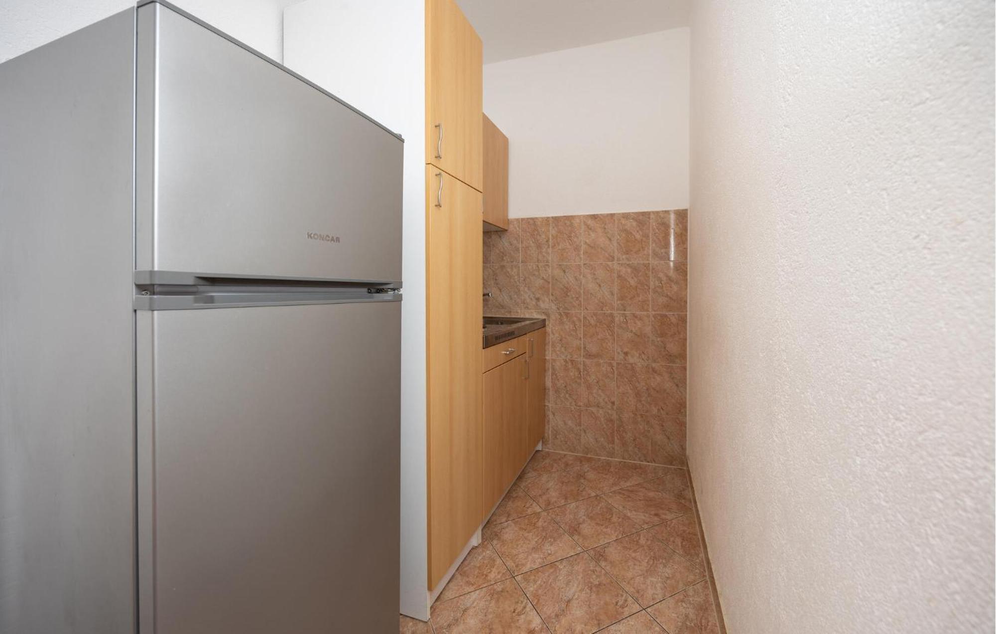 1 Bedroom Awesome Apartment In Lokva Rogoznica Dış mekan fotoğraf