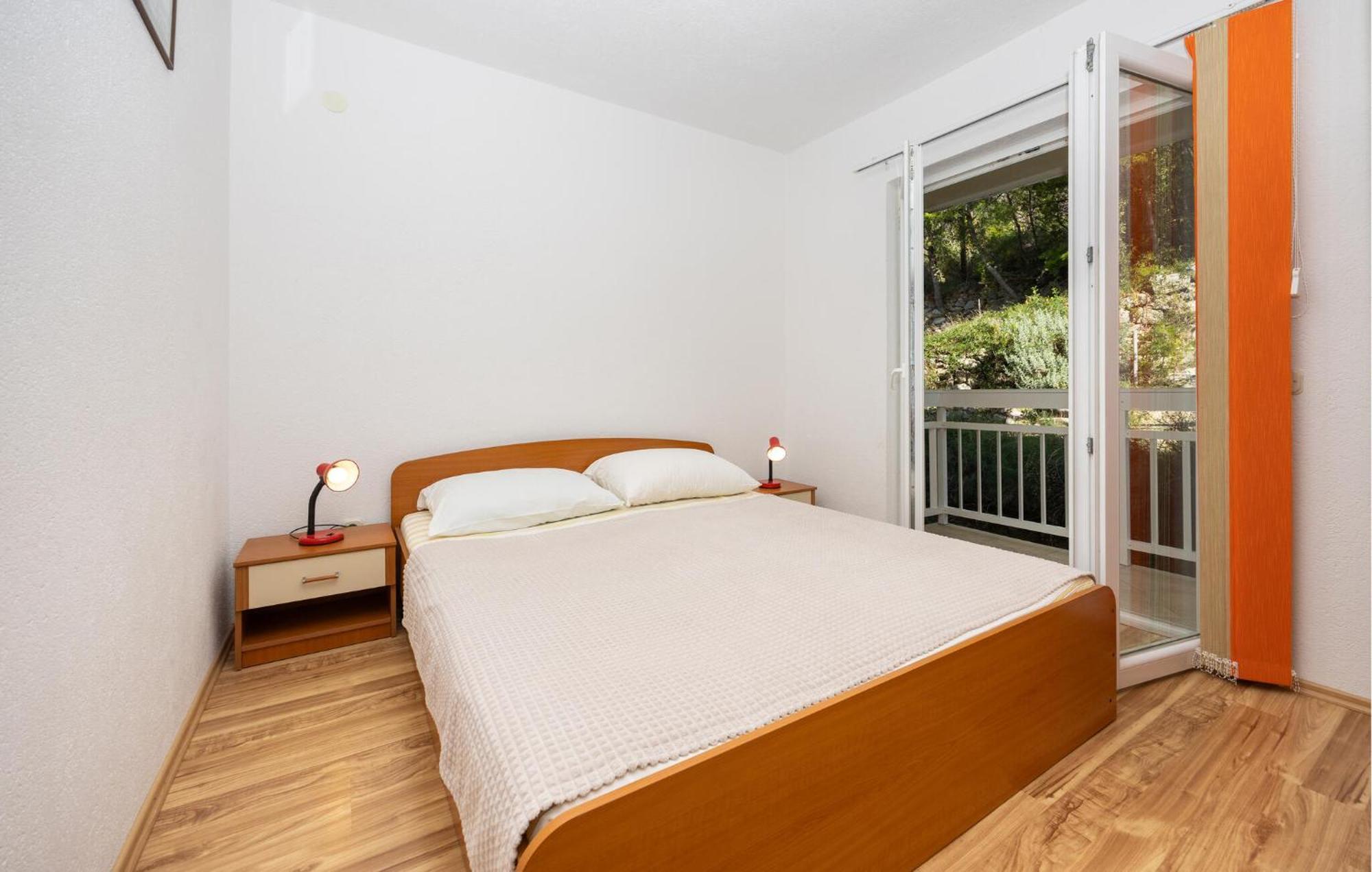 1 Bedroom Awesome Apartment In Lokva Rogoznica Dış mekan fotoğraf
